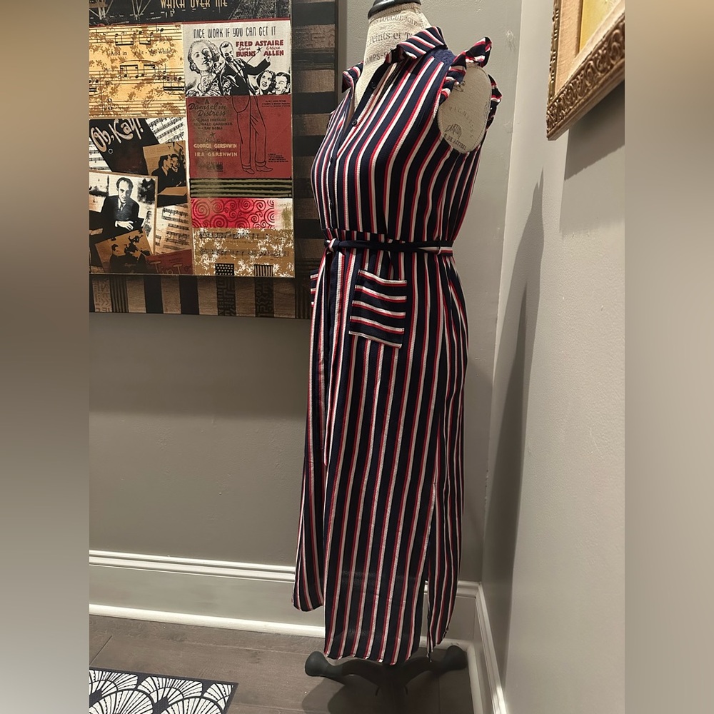 Juniors - Monteau Navy/Red Striped Dress w/Lace Accents EUC - Picture 3 of 11